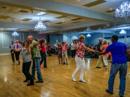 BB 02 GREAT FUN BIG DANCE  FLOOR